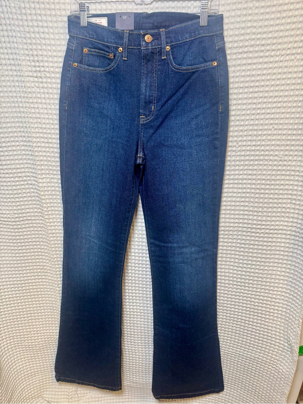 NWT Gap High Waisted 70s Flare Jeans Retro Dark Wash, Size 28 (6) Tall